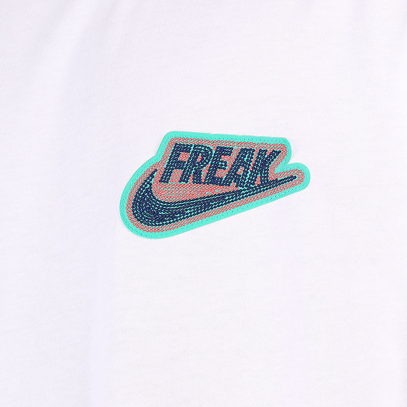 Мужская футболка Jordan Giannis `Freak` Premium Basketball T-Shirt (DJ1562-100)  - цена, описание, фото 2